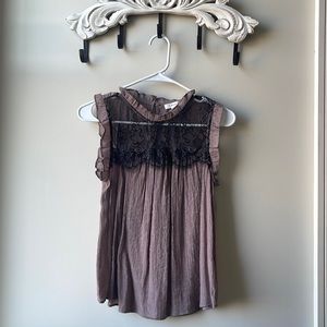 Mine lace top size small